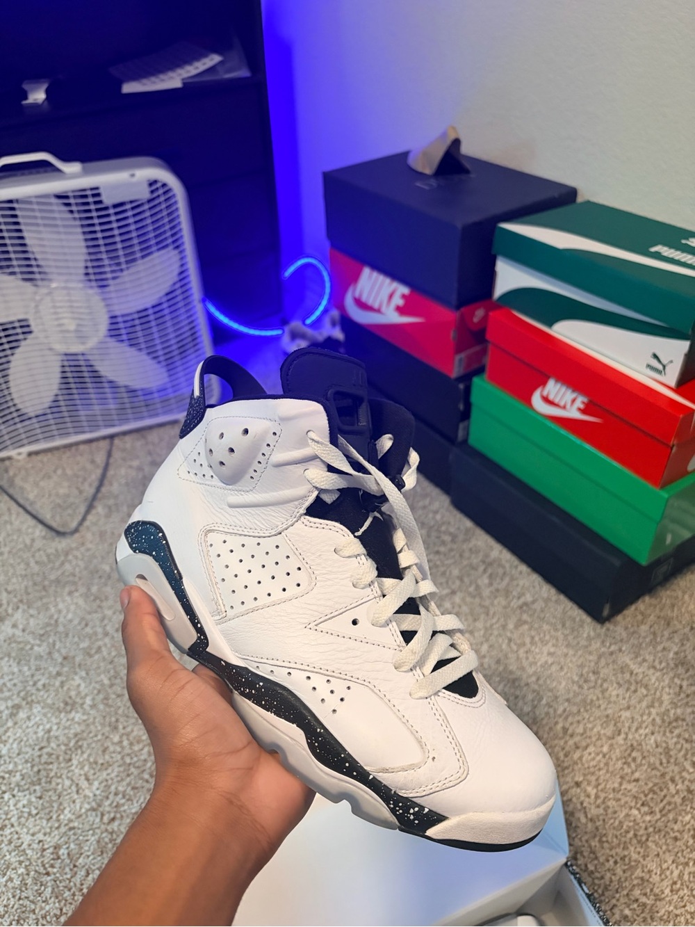 Air jordan 6 retro White and Black High-Top Sneakers